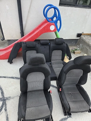 scaune A4 b8  - imagine 3