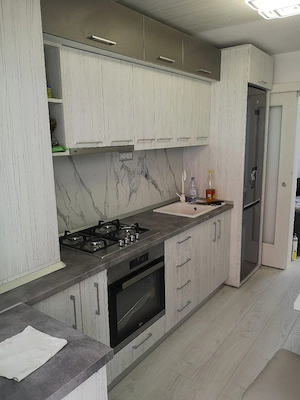 Mobilă la comandă si montaje profesionale - imagine 4