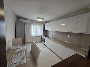 Inchiriez apartament 2 camere modern 