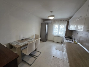 Inchiriez apartament 2 camere modern  - imagine 2