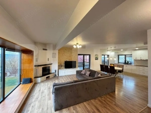 Duplex modern în Dezmir – 249 mp utili, teren generos 597 mp, complet mobilat