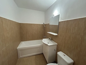 Vand apart.1 cam.situat in Micalaca,str.Vaslui,st. 50 mp,et.4 din 4,modern - imagine 4