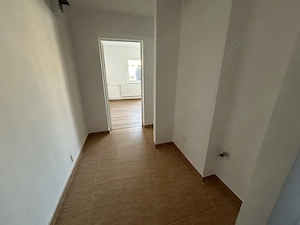 Vand apart.1 cam.situat in Micalaca,str.Vaslui,st. 50 mp,et.4 din 4,modern - imagine 9