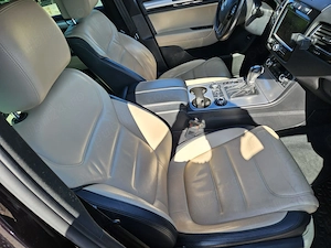 VW Touareg Hybrid an 2012 380 cai varianta Exclusive FULL, 199.000 KM Unic Proprietar, Model Dotat ; - imagine 7