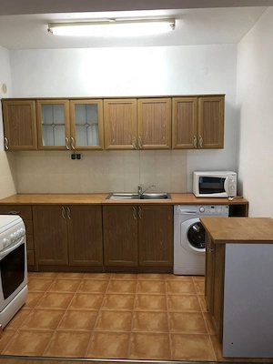 Apartament 2 camere si parcare cu bariera in zona centrala, str. G-ral Traian Mosoiu  - imagine 9