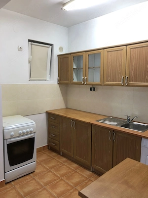 Apartament 2 camere si parcare cu bariera in zona centrala, str. G-ral Traian Mosoiu  - imagine 10