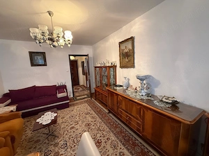 Apartament decomandat Sinaia, 2 camere, zona 1 Mai - imagine 5