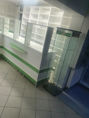 Închiriez spațiul comercial , zona Vest , 9 Mai, Ploiești.  - imagine 8