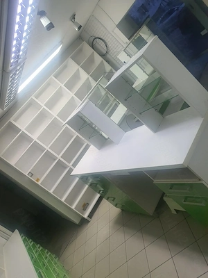 Închiriez spațiul comercial , zona Vest , 9 Mai, Ploiești.  - imagine 7