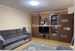 Apartament 4 camere decomandate zona Pod Butelii