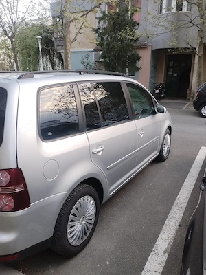 Vând Touran - imagine 4