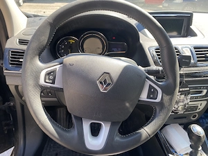 Vând Renault Megane 1,5 diesel,an 2012 - imagine 9