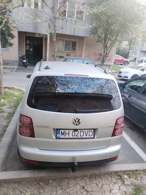 Vând Touran - imagine 5