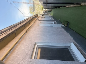 Casa batranesca de vanzare