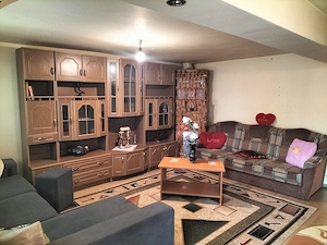 Casă la țară cu livadă, grădină și aer curat - Vultureşti, Argeș - imagine 6