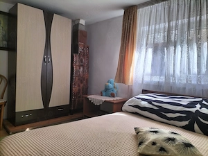 Casă la țară cu livadă, grădină și aer curat - Vultureşti, Argeș - imagine 15