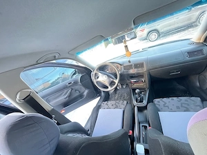 Volkswagen Golf 4 Variant - imagine 3