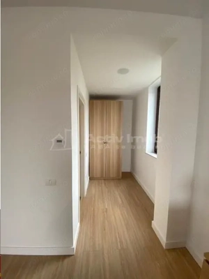 3 camere Damaroaia lux prima inchiriere - imagine 18