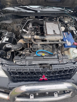 Se vinde Mitsubishi L200 4x4  2.5 Diesel An 2006  - imagine 5