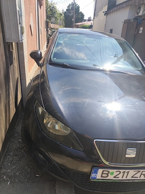 Vând Seat ibiza 2011 - imagine 2