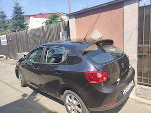 Vând Seat ibiza 2011 - imagine 5