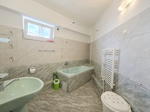 Apartament 3 camere mobilat si utilat complet Piata Centrala - imagine 10