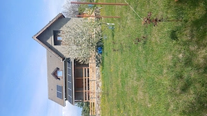 Vind casă cu 2800mp