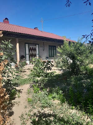 vind casă la țara  - imagine 4