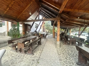 Pensiune, 2 corpuri, ciubar, restaurant si microferma, 600 mp, zona Babarunca  - imagine 3