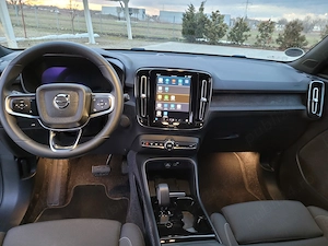 Volvo XC 40 Recharge 78 kWh Twin Motor Plus - imagine 8