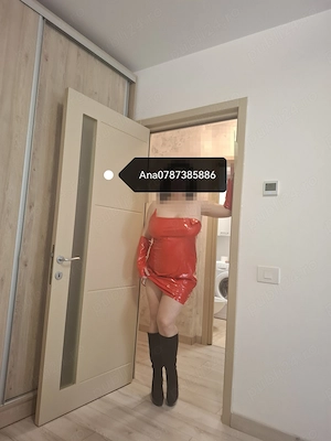  Dominare Soft! Doamna matura bruneta, Noua In Oras!   