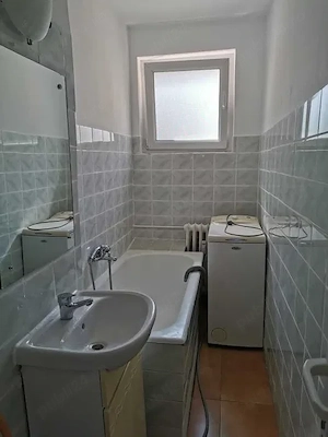 garsoniera trapezului-metrou 2 minute 1 decembrie - imagine 7