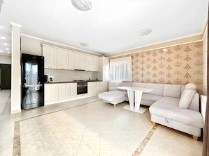 Proprietar , inchiriez apartament in Dumbravita