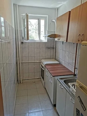 garsoniera trapezului-metrou 2 minute 1 decembrie - imagine 6