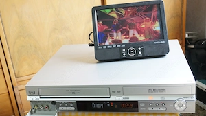  DVD recorder combo cu VHS Panasonic DMR-EV30 SQPB 