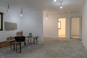 Vând casa noua în Lazuri , semifinisata. - imagine 4