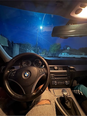 vand bmw e90 - imagine 5