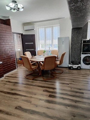 Apartament cu 2 camere in zona Circumvalatiunii 