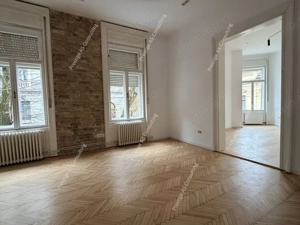 Spatiu Birou | 3 Camere | Zona Centrala | Cladire Istorica