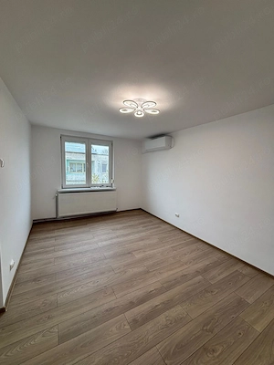 De vanzare apartament cu 2 camere și balcon, decomandate, 48.500 euro - imagine 6