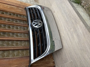 Vând grila VW touran  - imagine 2