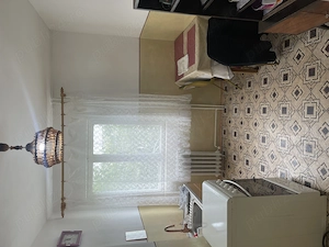 Apartament 3 camere etaj 1 locație excelentă  - imagine 5