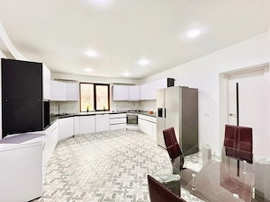 Vila deosebita cu arhitectura unica   Prelungirea Ghencea - imagine 10