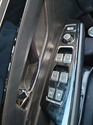 Ssangyong Korando, primul proprietar TVA deductibil  - imagine 8