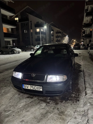 Skoda Octavia Tour  - imagine 3