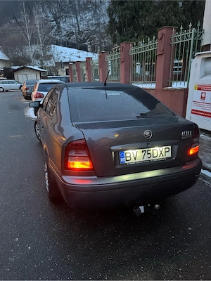 Skoda Octavia Tour  - imagine 5