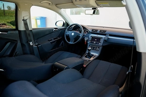 Volkswagen Passat 2.0 TDI 140 CP - imagine 9