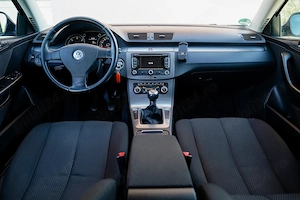 Volkswagen Passat 2.0 TDI 140 CP - imagine 10