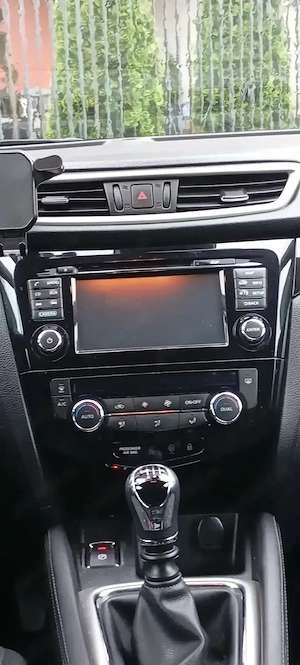 Vând Nissan Qashqai j11  - imagine 4