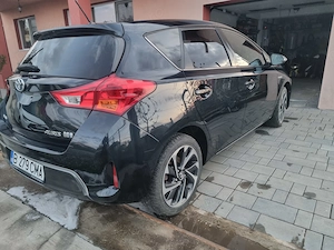 Toyota Auris, hybrid, 2015, 137013 km - imagine 4